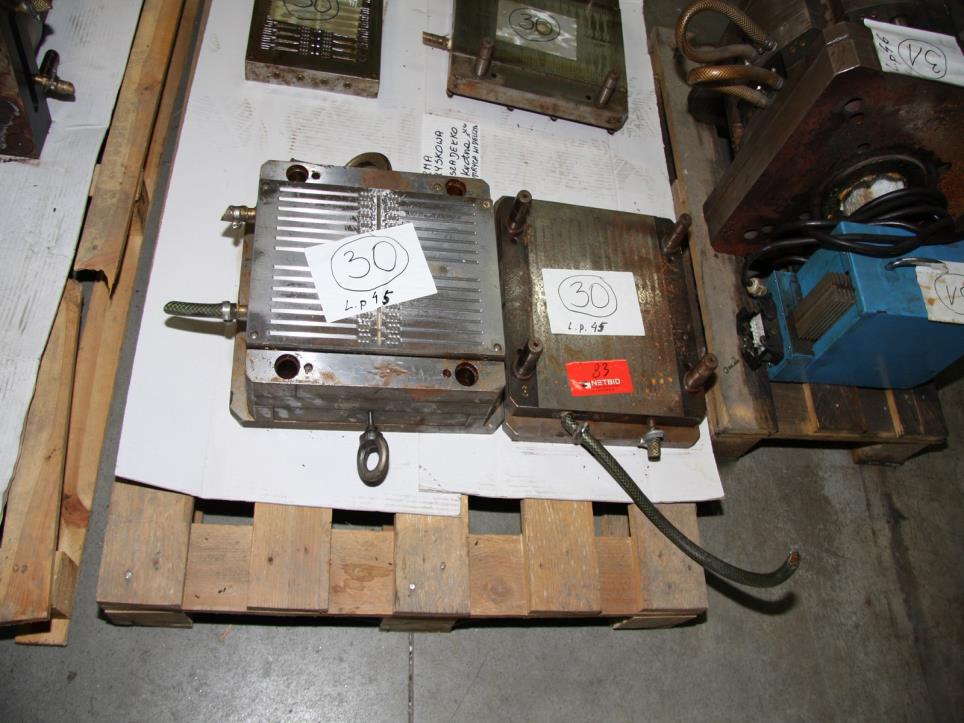 Plastic processing machines for plastic dishes-2